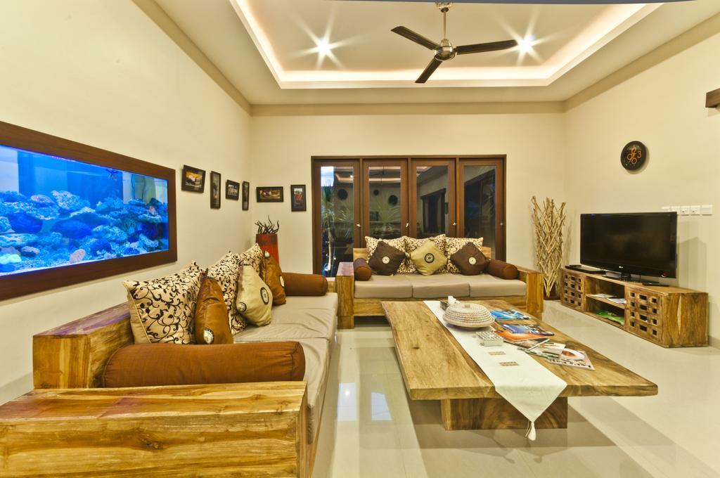 Villa Gayatri 세미냑 객실 사진