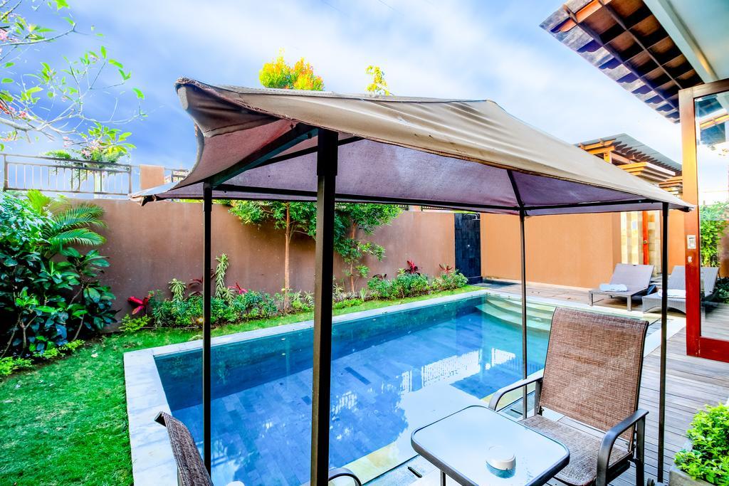 Villa Gayatri 세미냑 외부 사진