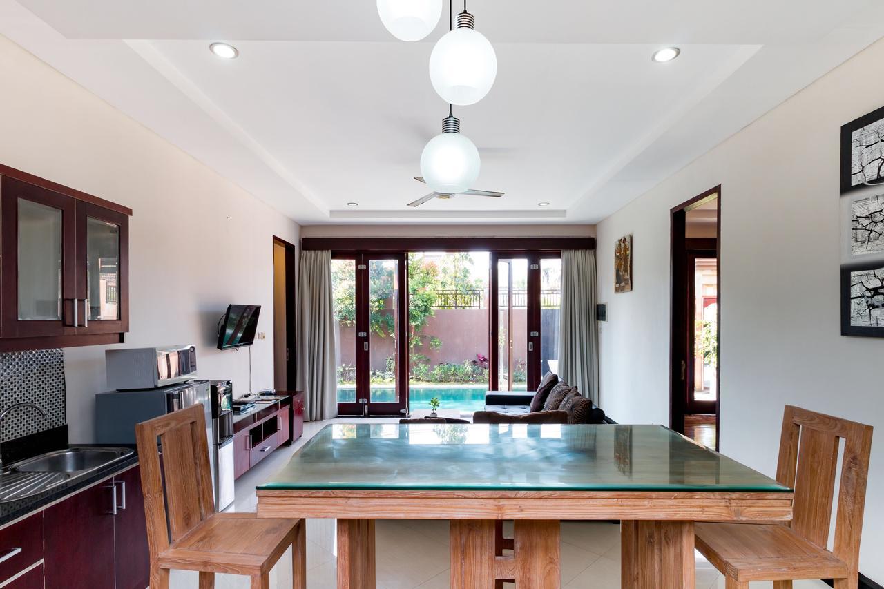 Villa Gayatri 세미냑 외부 사진