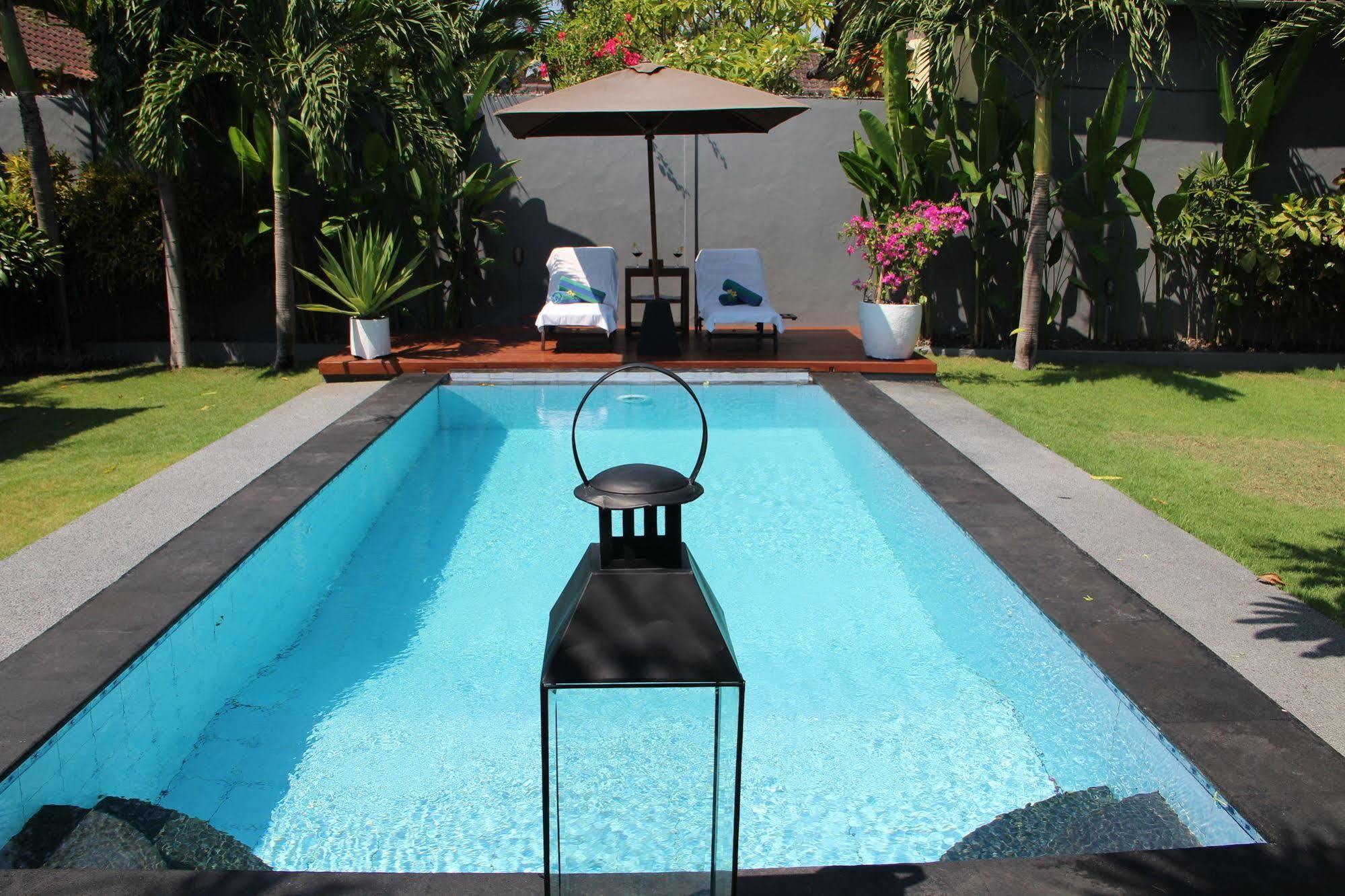 Villa Gayatri 세미냑 외부 사진
